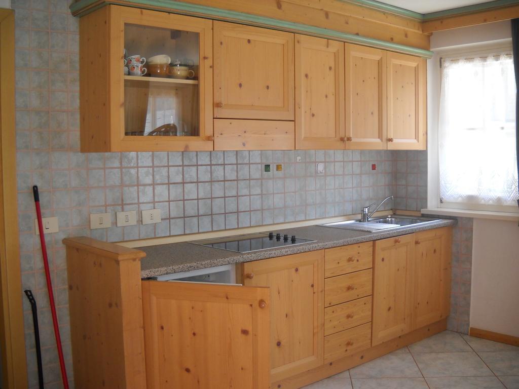 Villetta Enrosadira Vigo di Fassa Rom bilde